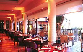 Columbia Beachotel Pissouri 4*